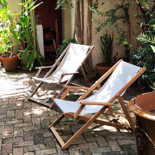 DECKCHAIR WITH ARMS - TEAK