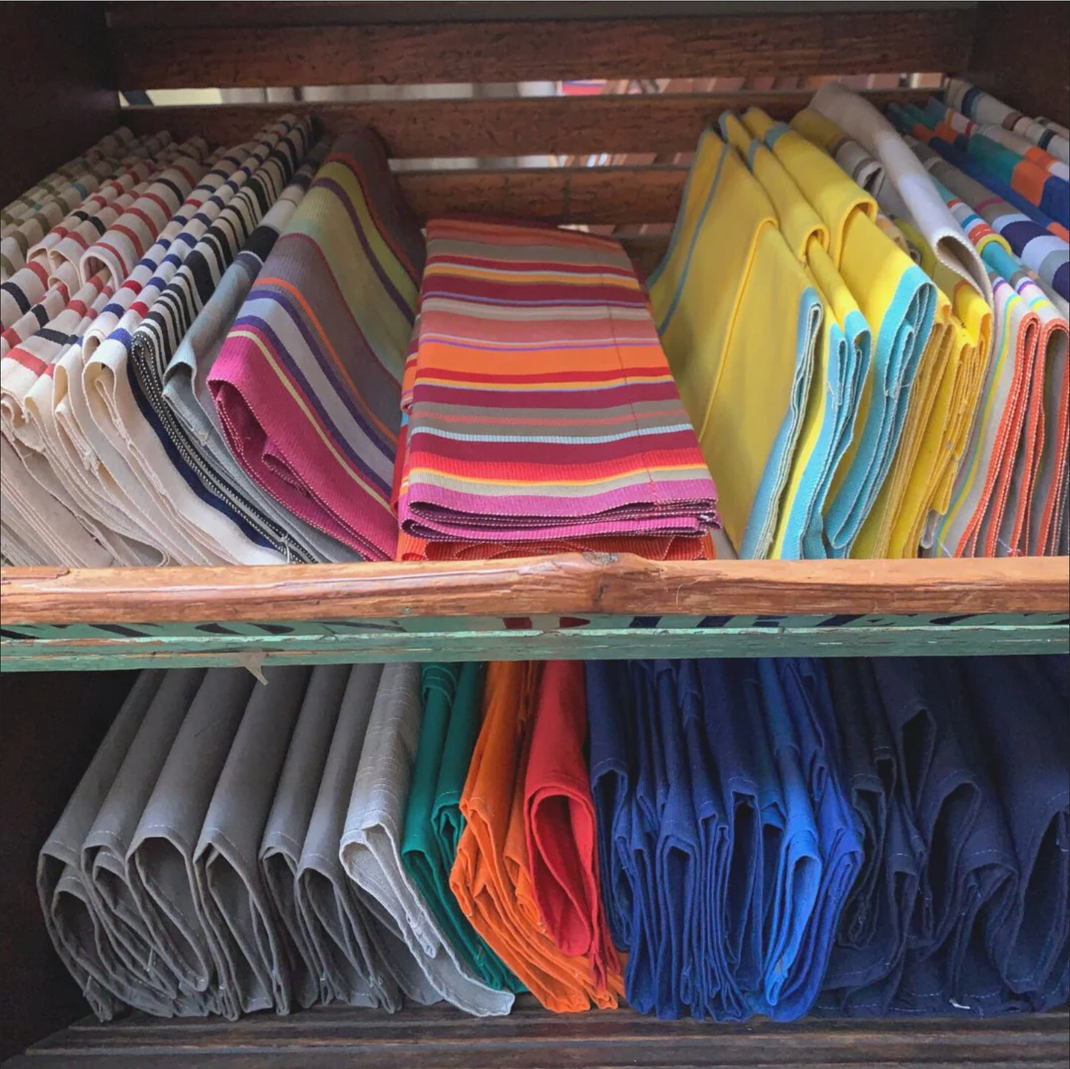 REPLACEMENT SLINGS ICI ET LA